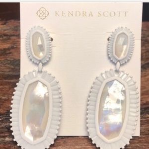 Kendra Scott Jewelry - Kendra Scott white druzy Kaki NWT earrings Kendra Scott Jewelry - Kendra Scott white druzy Kaki NWT earrings